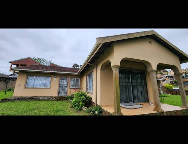 4 BEDROOM HOUSE FOR SALE IN SHALLCROSS